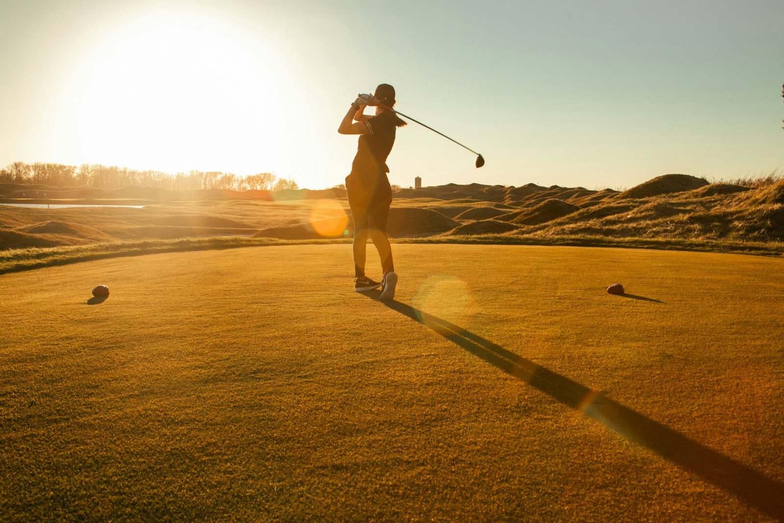 https://www.youtube.com/watch?v=tRl4i6pC7A4 - How to Keep Your Weight Forward for Better Golf Contact